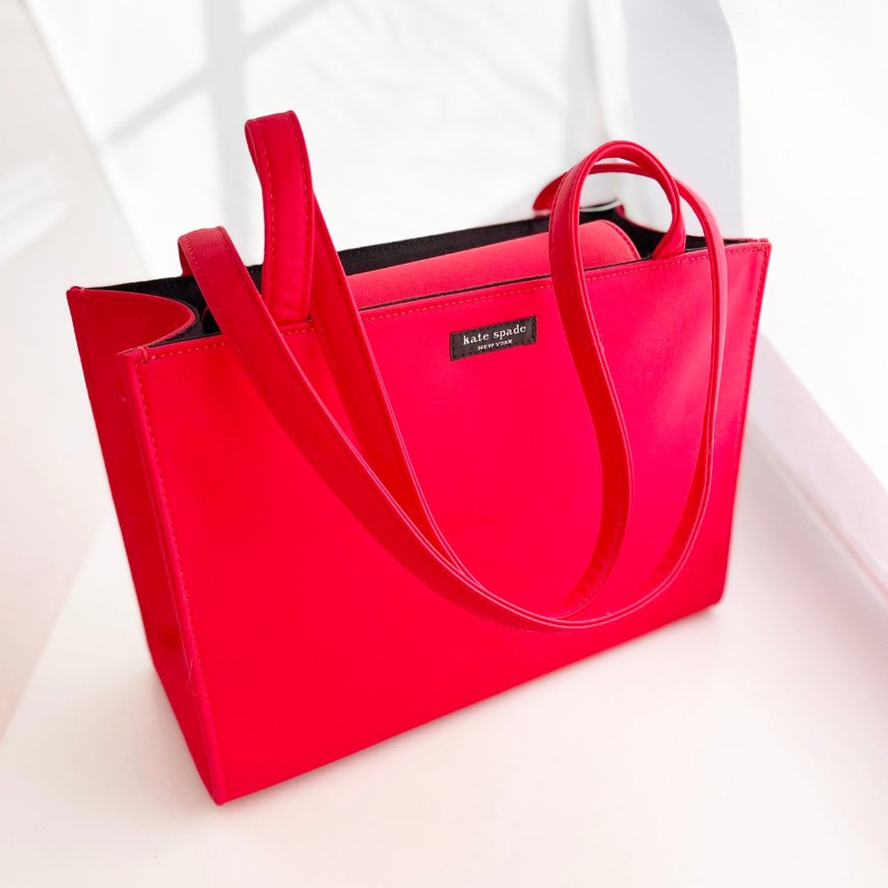 Kate spade retro box purse dust bag NWT Poppy